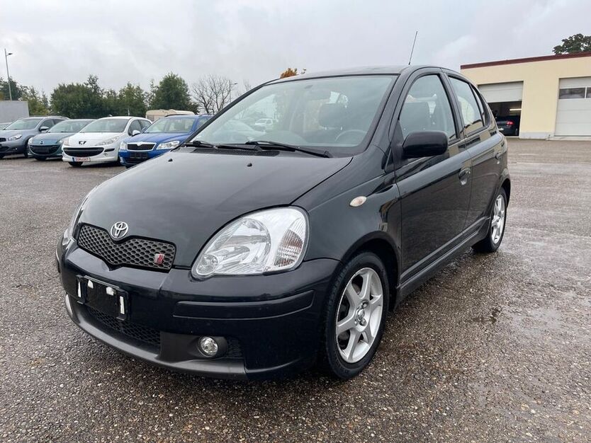 Yaris
