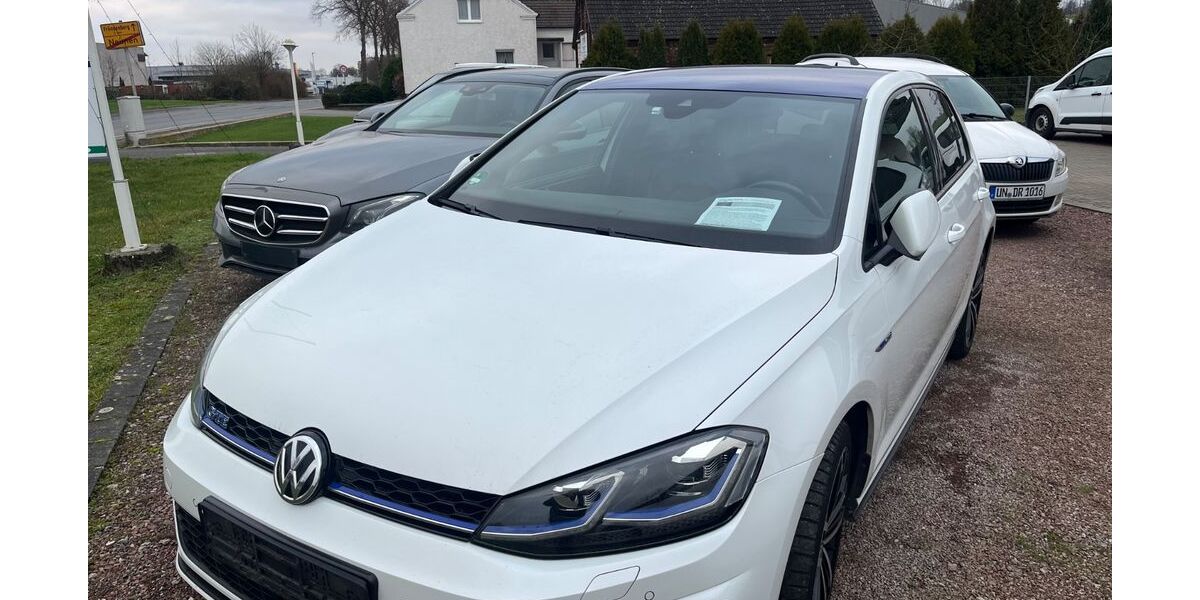 VW Golf 173.264 km 15.400 &euro; Fröndenberg 58730
