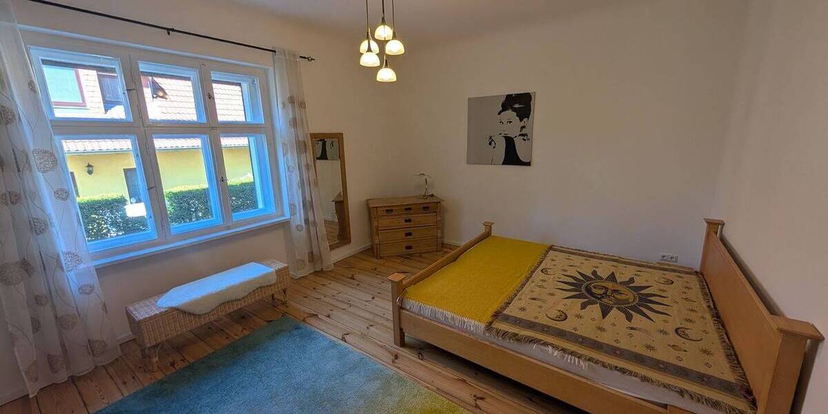 Etagenwohnung Eichwalde - 3 Zimmer, 105 m&sup2;, 1.550&euro; | Angebot:26876914