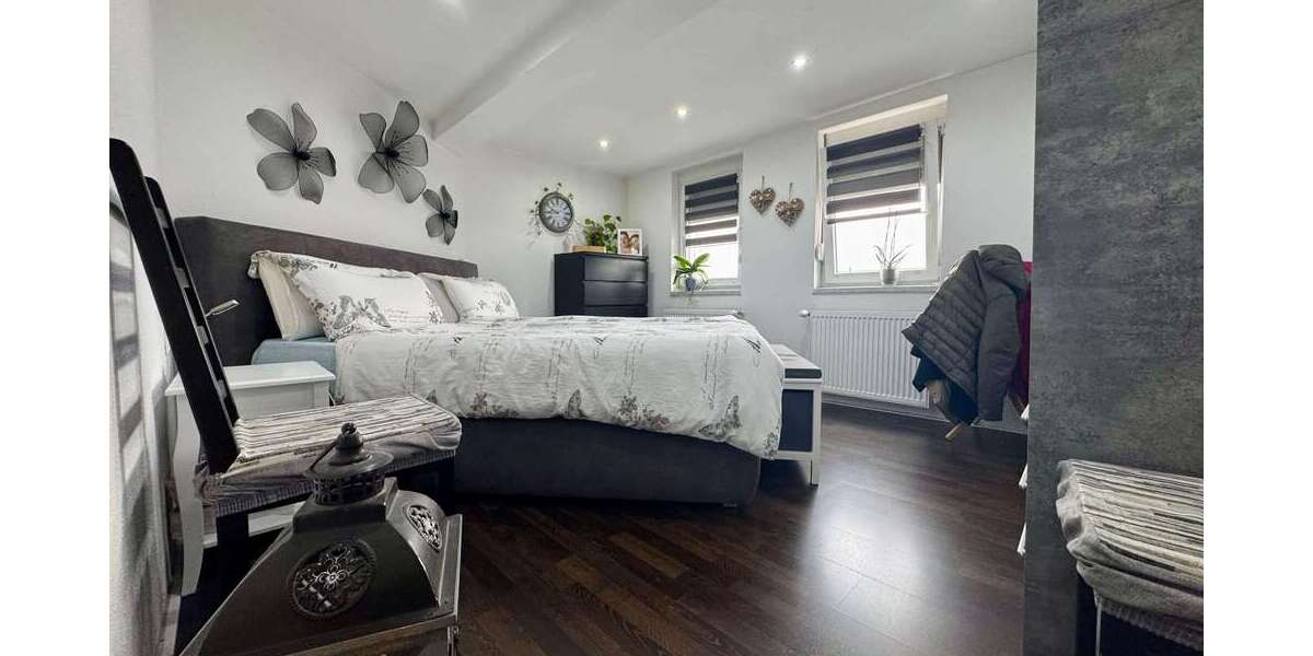 Einfamilienhaus Nürtingen - 5 Zimmer, 115 m&sup2;, 280.000&euro; | Angebot:24786660