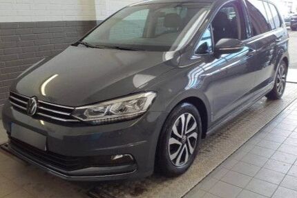 VW Touran 54.163 km 26.875 &euro; Alsfeld 36304
