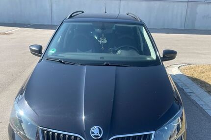 Skoda Fabia 108.000 km 10.800 &euro; München 80337