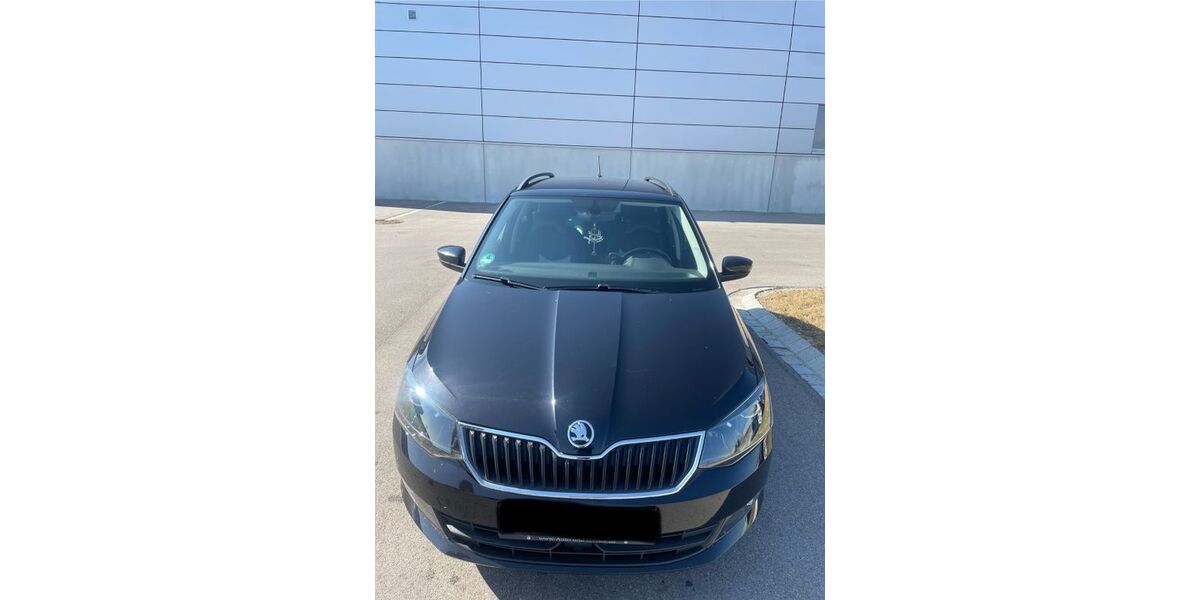 Skoda Fabia 108.000 km 10.800 &euro; München 80337