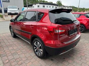 Suzuki SX4 S-Cross Comfort +Allgrip Hybrid 52.000 km 20.290 &euro; Olsberg 59939
