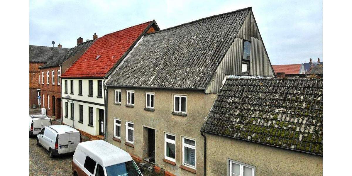 Mehrfamilienhaus, Wohnhaus Gnoien - 7 Zimmer, 109 m&sup2;, 19.900&euro; | Angebot:26128155