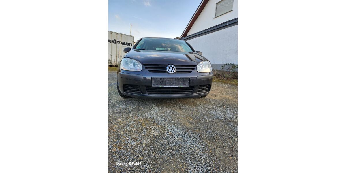 VW Golf 210.525 km 3.000 &euro; Löhne 32584