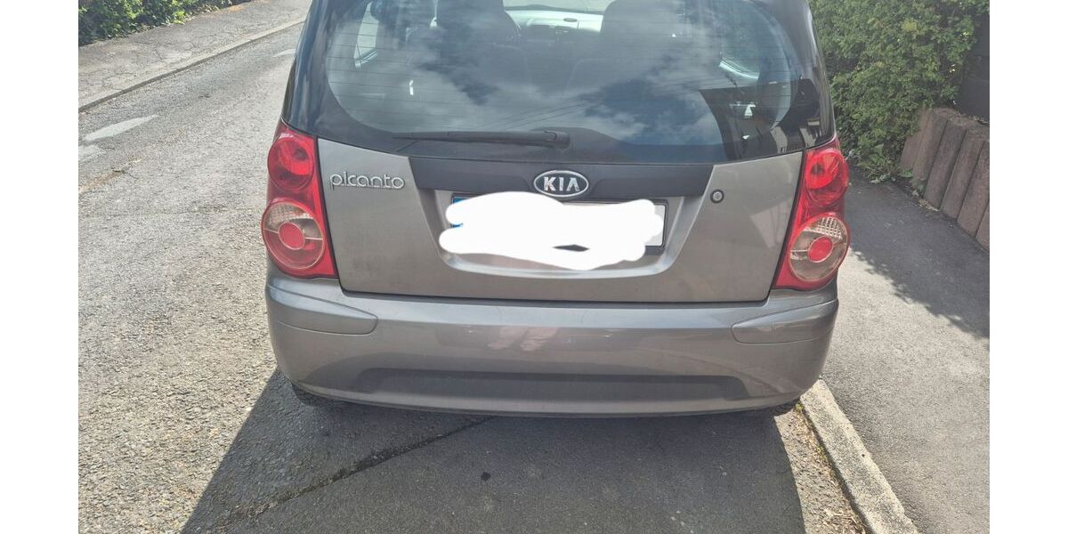Kia Picanto 215.000 km 800 &euro; Wissen 57537