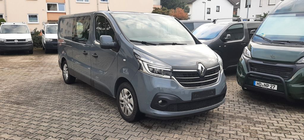 Renault Trafic 77.100 km 17.900 € Heidelberg 69118