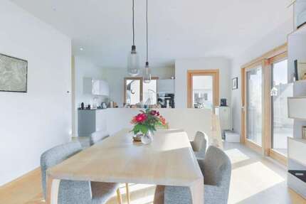 Haus zum Kaufen in Bad Krozingen 3.700.000 € 651 m² 15 zimmer