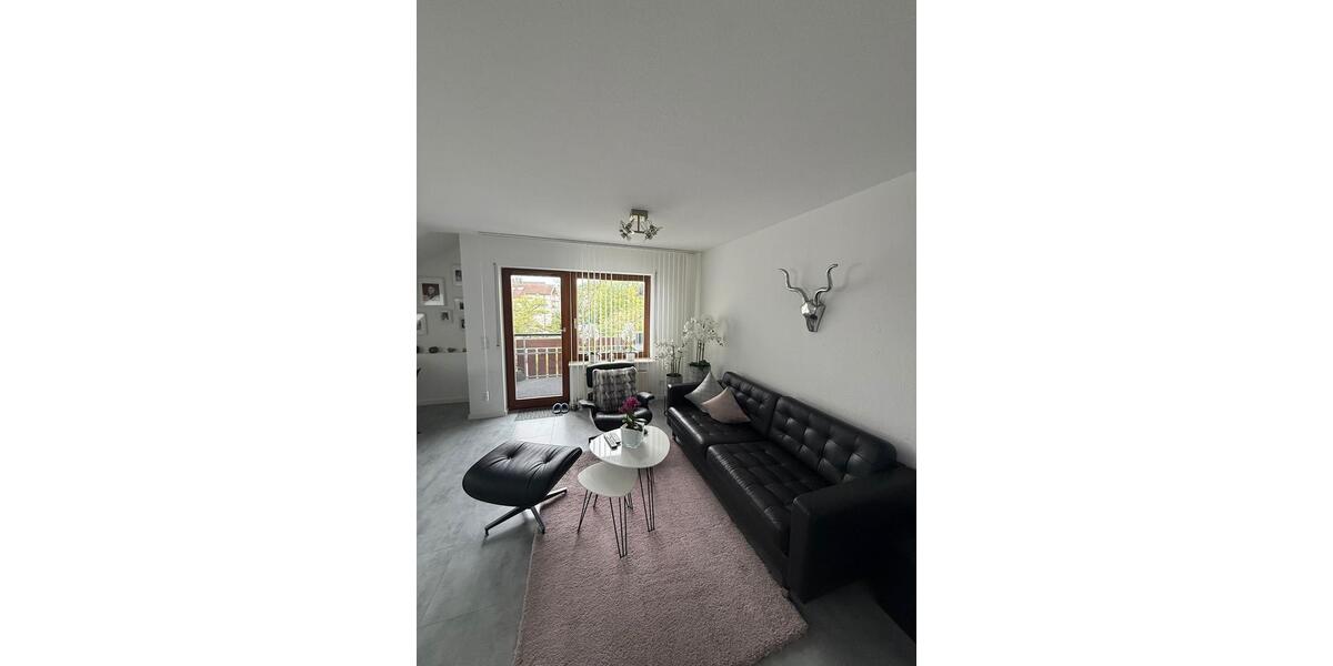 Dachgeschoßwohnung Stuttgart Mühlhausen - 2 Zimmer, 44 m&sup2;, 270.000&euro; | Angebot:26704900