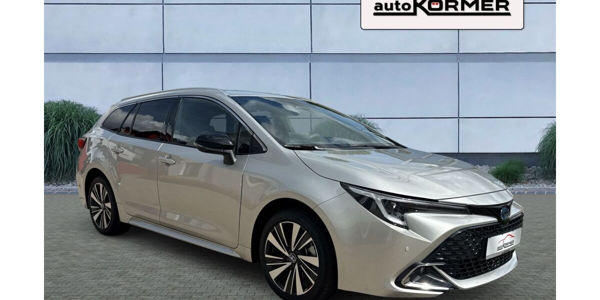 Toyota Corolla 2.890 km 30.879 &euro; Ismaning 85737