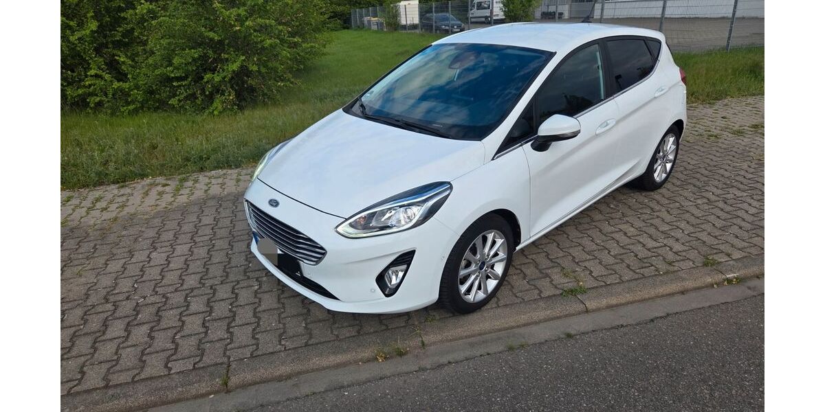 Ford Fiesta 56.000 km 13.990 &euro; Mannheim 68199