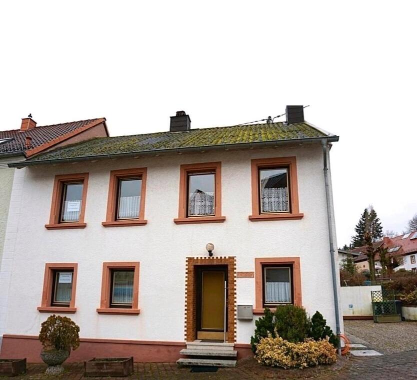 Charmantes Einfamilienhaus in Oberthal 66649 zu vermieten - 4 ZKB zimmer