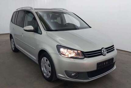 VW Touran 139.000 km 9.499 &euro; Wesseling 50389