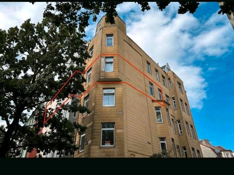 Etagenwohnung Bremerhaven Mitte - 5 Zimmer, 130 m&sup2;, 140.000&euro; | Angebot:26926543