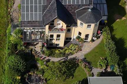 Haus Künzell-Engelhelms Engelhelms - 8.5 Zimmer, 322 m&sup2;, 1.085.000&euro; | Angebot:24700611