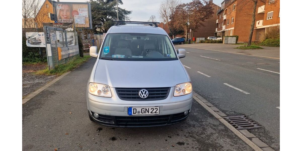 VW Caddy Maxi 220.203 km 3.900 &euro; Düsseldorf 40227