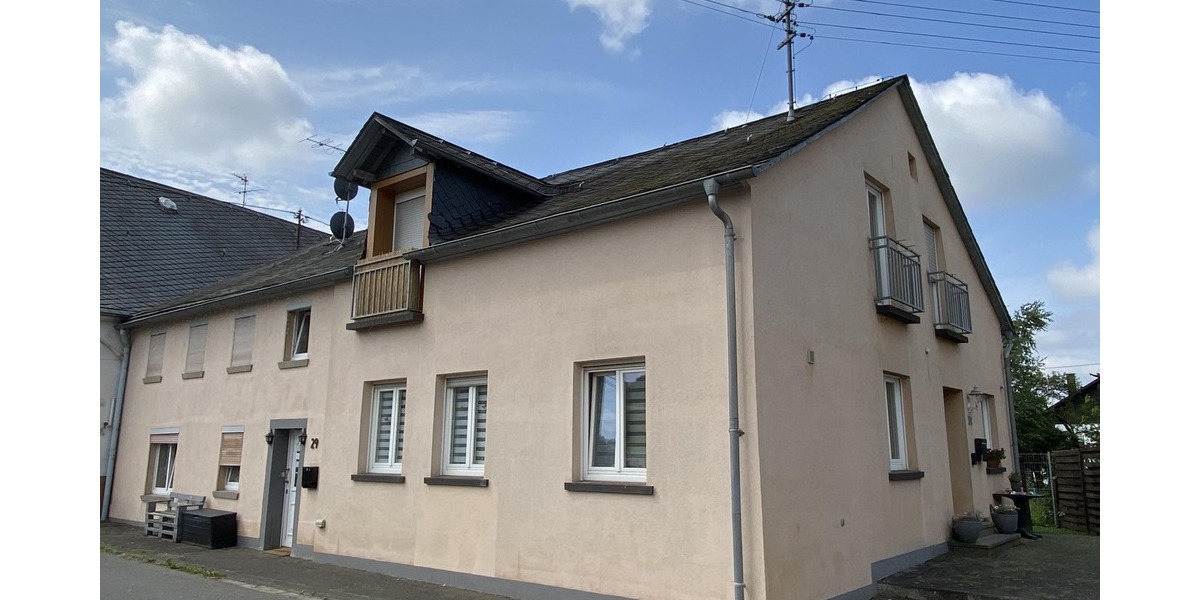 Vermietetes Zweifamilienhaus in zentraler Ortslage 1 zimmer