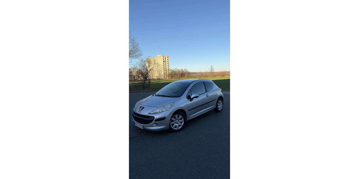 Peugeot 207 222.537 km 1.200 &euro; Pirna 01796