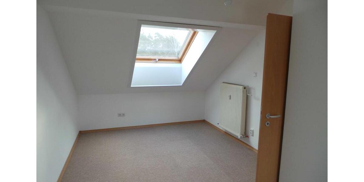 Maisonettenwohnung Nürnberg Falkenheim - 5 Zimmer, 82 m&sup2;, 900&euro; | Angebot:26396888
