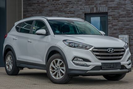 Hyundai TUCSON 122.000 km 11.999 &euro; Handewitt 24983