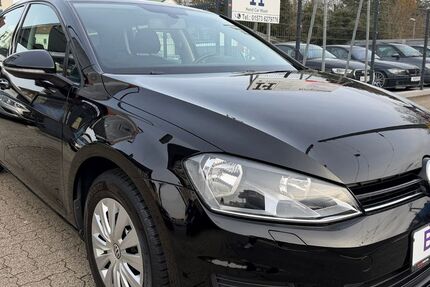 VW Golf 115.922 km 7.399 &euro; Kassel 34123