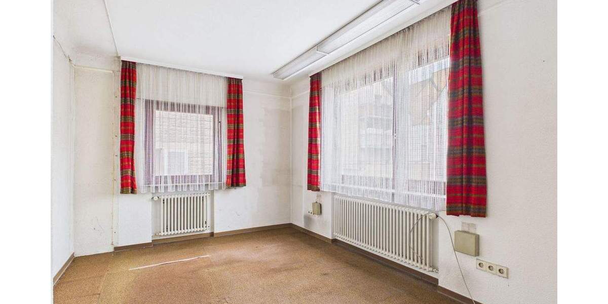 Einfamilienhaus Fellbach - 1 Zimmer, 128 m&sup2;, 545.000&euro; | Angebot:25248490