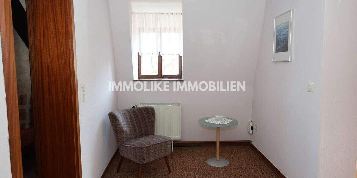 Mehrfamilienhaus, Wohnhaus Steinau an der Straße Steinau - 8 Zimmer, 207 m&sup2;, 239.000&euro; | Angebot:25845730