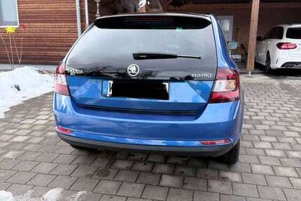 Skoda Rapid/Spaceback 103.000 km 9.200 &euro; Baden-Württemberg - Bonnd 79848