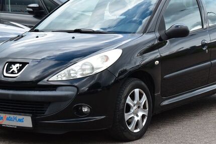 Peugeot 206 166.300 km 990 &euro; Celle 29227