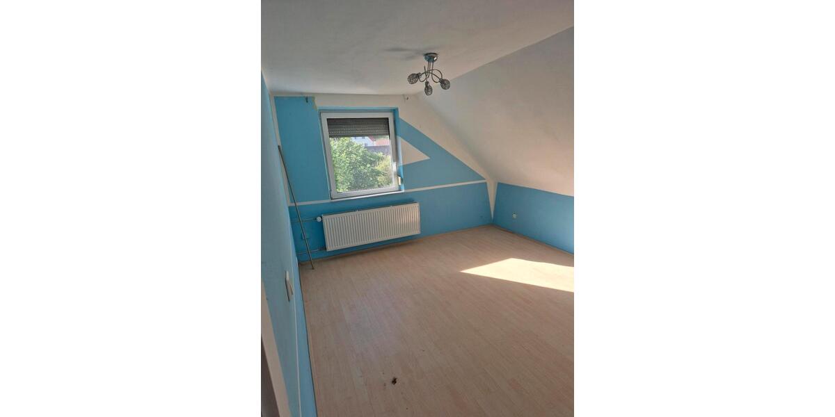 Einfamilienhaus Lauda-Königshofen Königshofen - 5 Zimmer, 105 m&sup2;, 200.000&euro; | Angebot:26897034