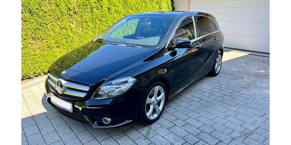 Mercedes-Benz B 200 74.400 km 11.950 &euro; Quedlinburg 06484