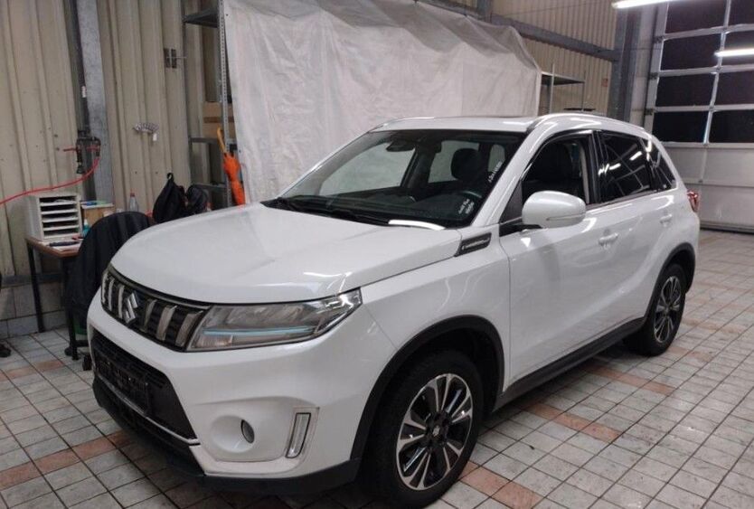 Suzuki Vitara 94.000 km 16.900 € Zirndorf 90513