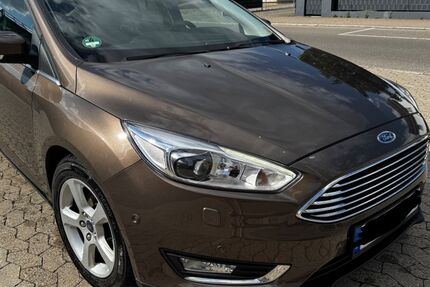 Ford Focus 72.000 km 11.100 &euro; Spaichingen 78549