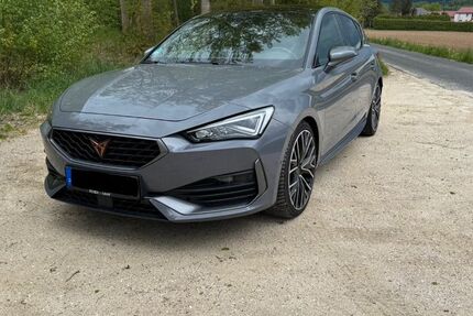 Cupra Leon 38.000 km 28.000 &euro; Bärnau 95671