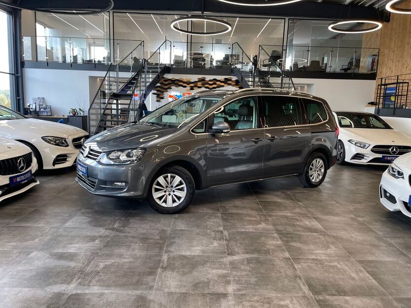 VW Sharan 157.000 km 19.390 € Pfaffenhofen 85276