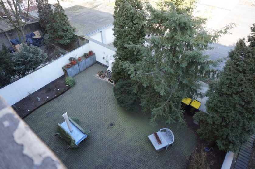 Schöne 3 Zimmer Wohnung im gepflegten Haus !
