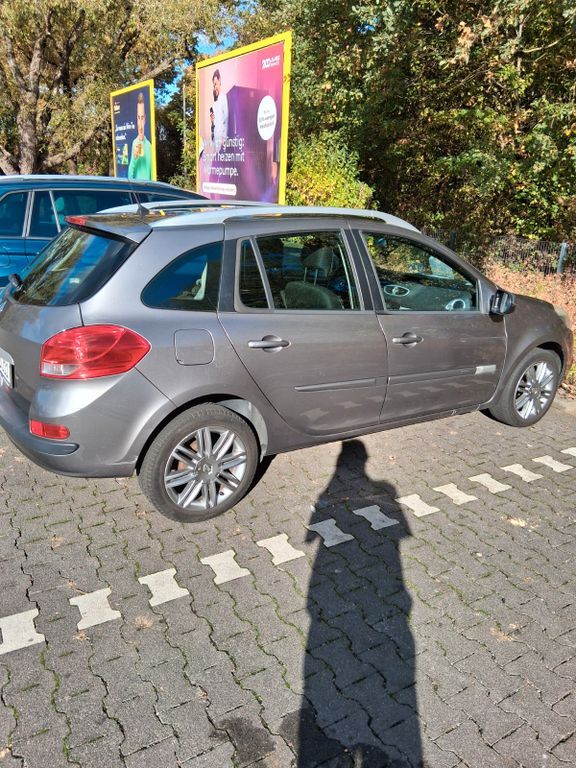Renault Clio 147.000 km 3.400 € Hannover 30627
