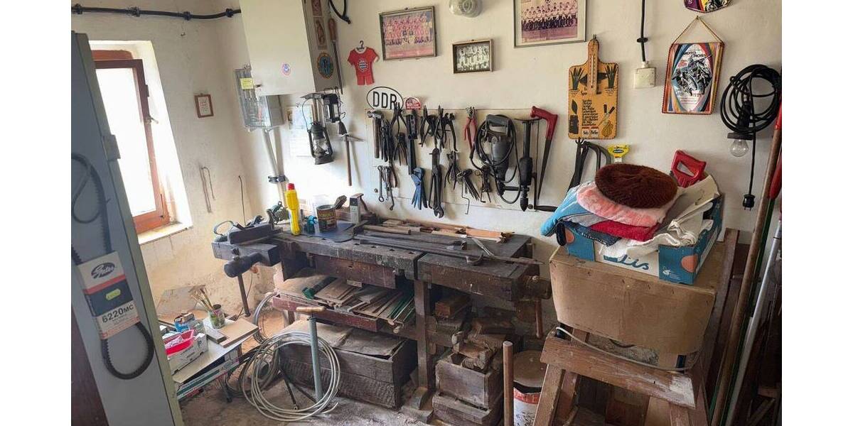 Mehrfamilienhaus, Wohnhaus Bad Salzungen Kloster - 6 Zimmer, 143 m&sup2;, 79.900&euro; | Angebot:25803058