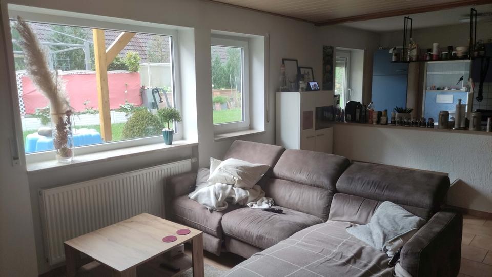 ***GEPFLEGTE RUHIGE 2-ZIMMER SOUTERRAIN WOHNUNG IN BURGOBERBACH, STELLPLATZ*** 2 zimmer