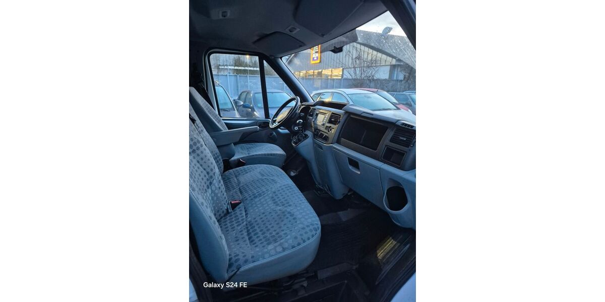 Ford Transit 357.200 km 3.699 &euro; Frankfurt am main 65931