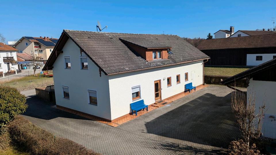 Einfamilienhaus Bogen - 8 Zimmer, 170 m&sup2;, 369.000&euro; | Angebot:25639910