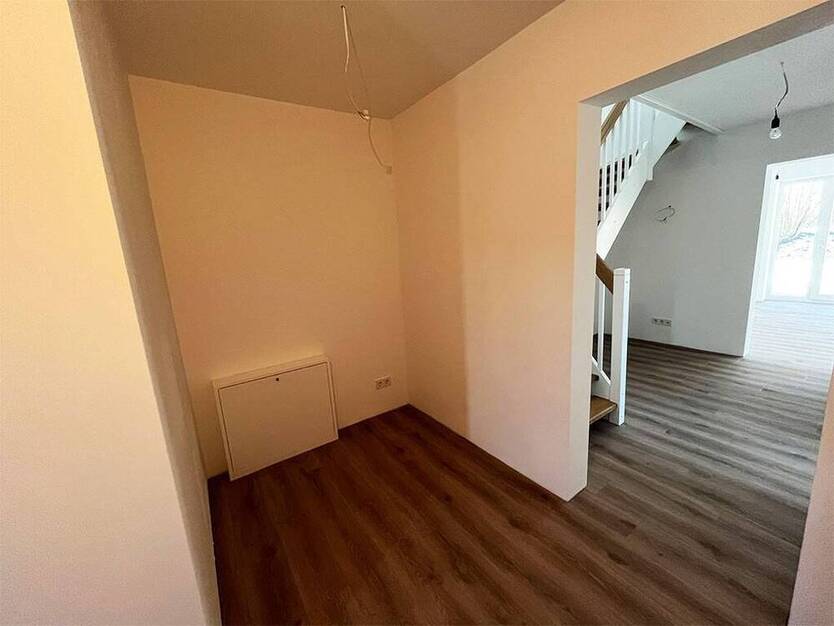 Wohnen im Grünen - Moderne Doppelhaushälfte