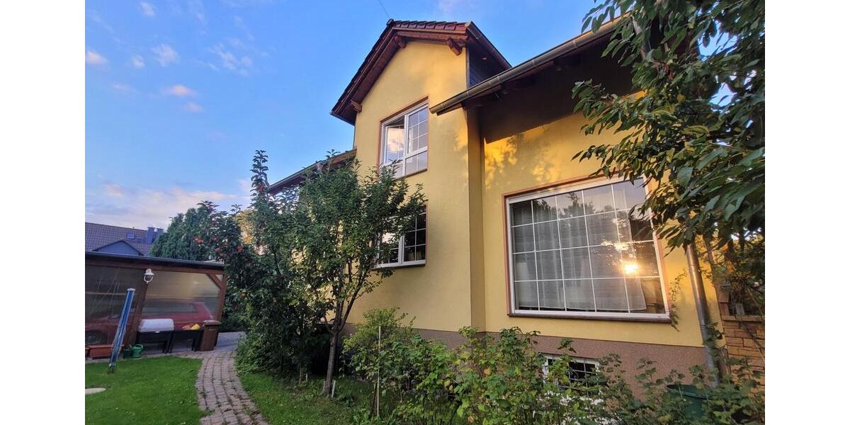 Zwei-Zimmer-Wohnung (Obergeschoss) oder ganzes Haus 2 zimmer