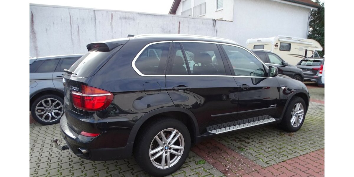 BMW X5 xDrive40d Panoramadach, Leder, Rückfahrkamera, 218.446 km 10.890 &euro; Rodgau 63110