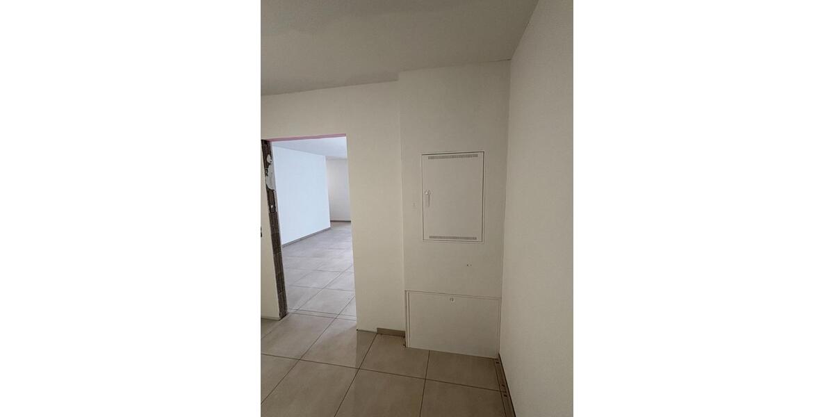 Erdgeschoßwohnung Perl - 2 Zimmer, 82 m&sup2;, 1.310&euro; | Angebot:25054798