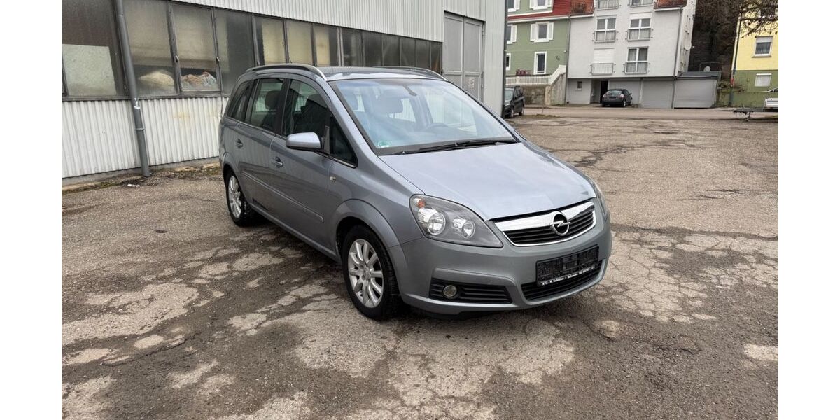 Opel Zafira 166.000 km 3.200 &euro; Mühlacker 75417