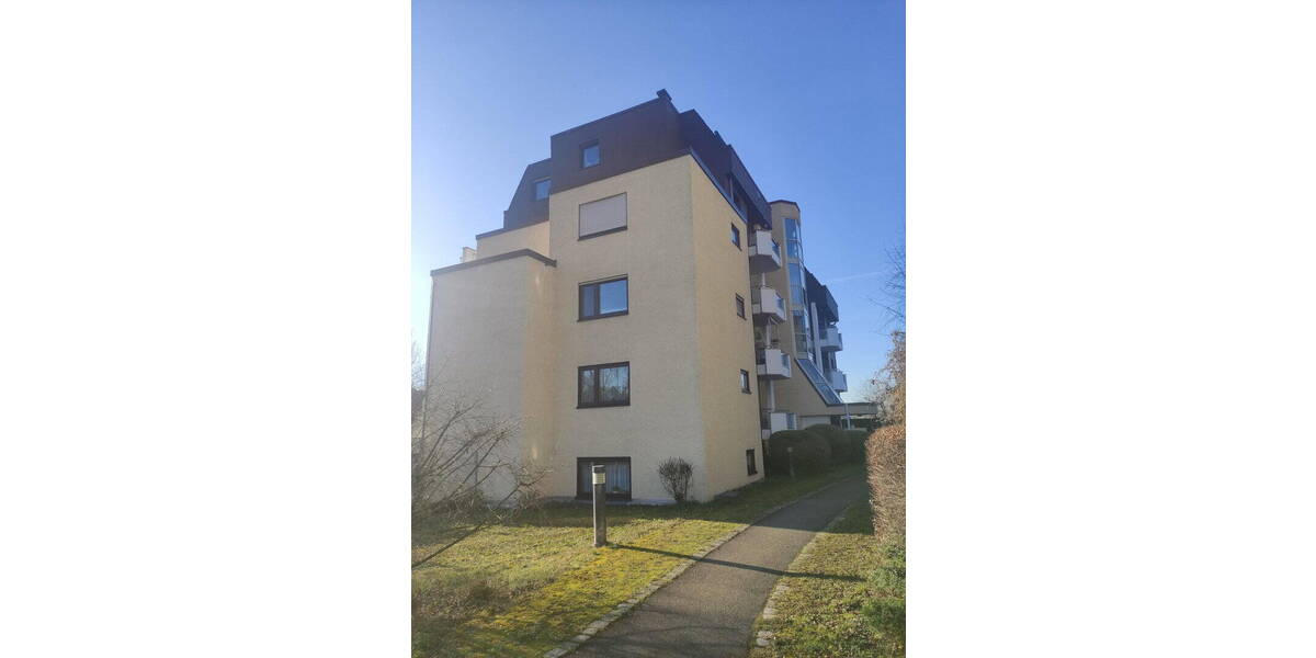 Etagenwohnung Korntal-Münchingen Korntal - 3 Zimmer, 92 m&sup2;, 350.000&euro; | Angebot:26253581