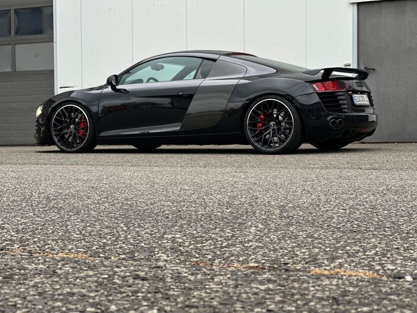 R8