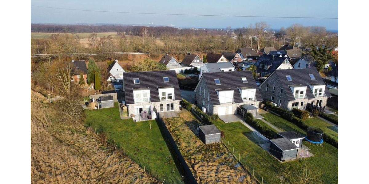 Doppelhaushälfte Scharbeutz - 4 Zimmer, 113 m&sup2;, 1.900&euro; | Angebot:25475985